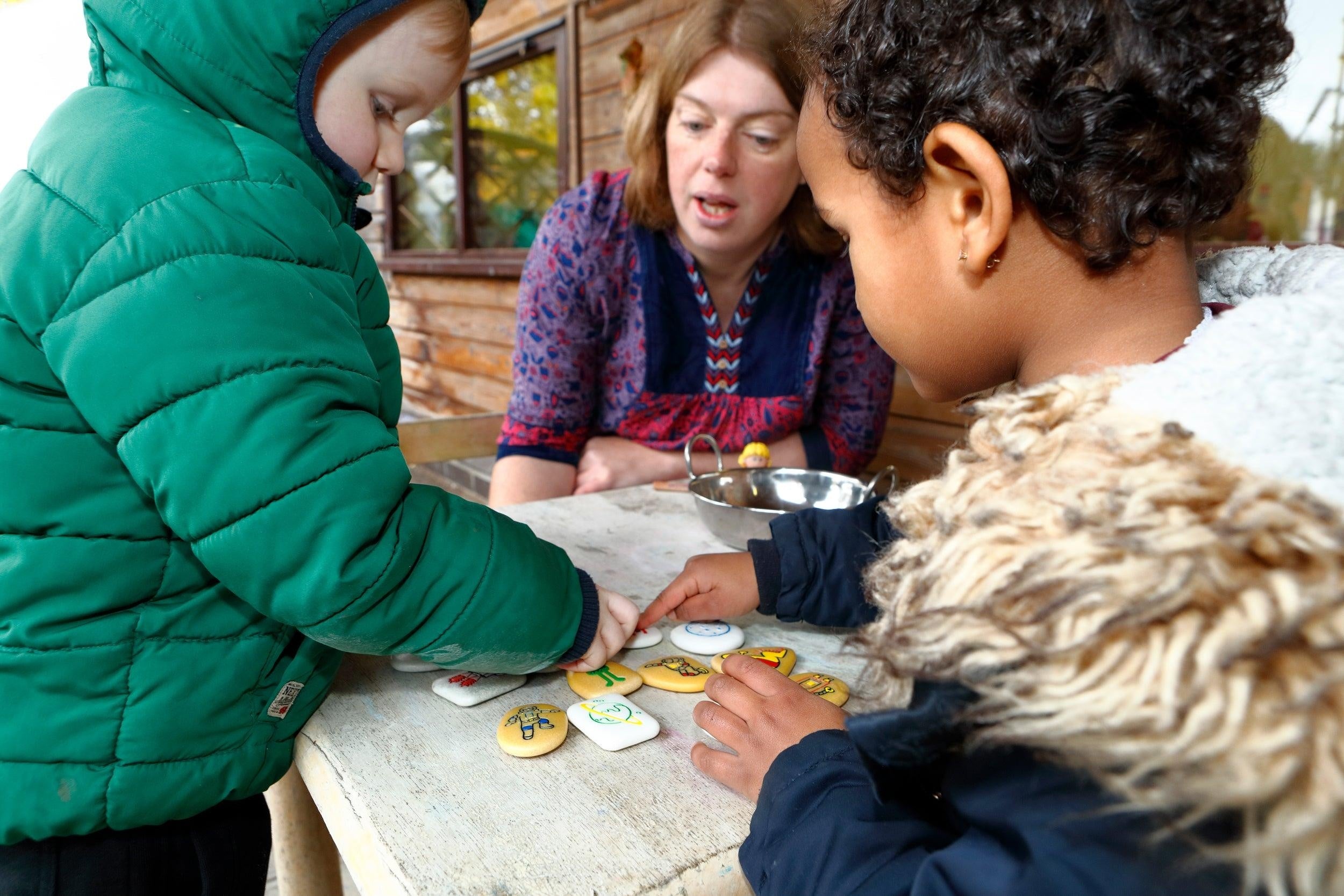 Vertelstenen - in de ruimte