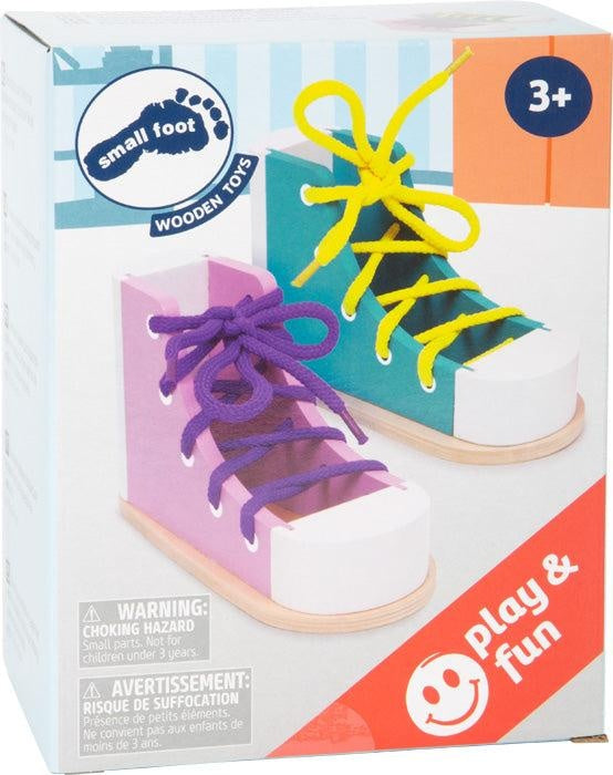 Schoenveters strikken (3D)