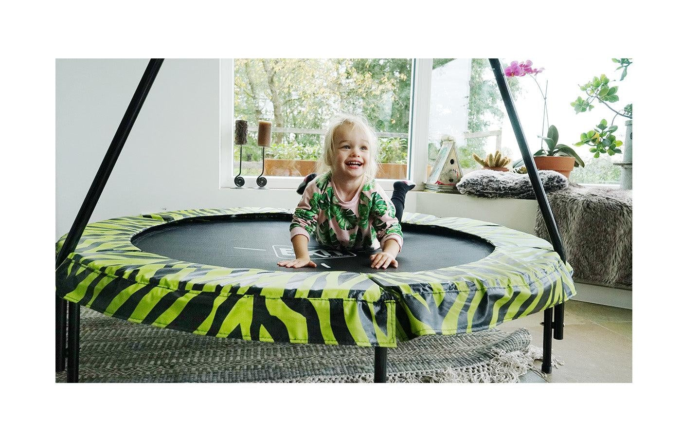 Trampoline met beugel