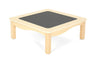 Lage tafel met krijtbord